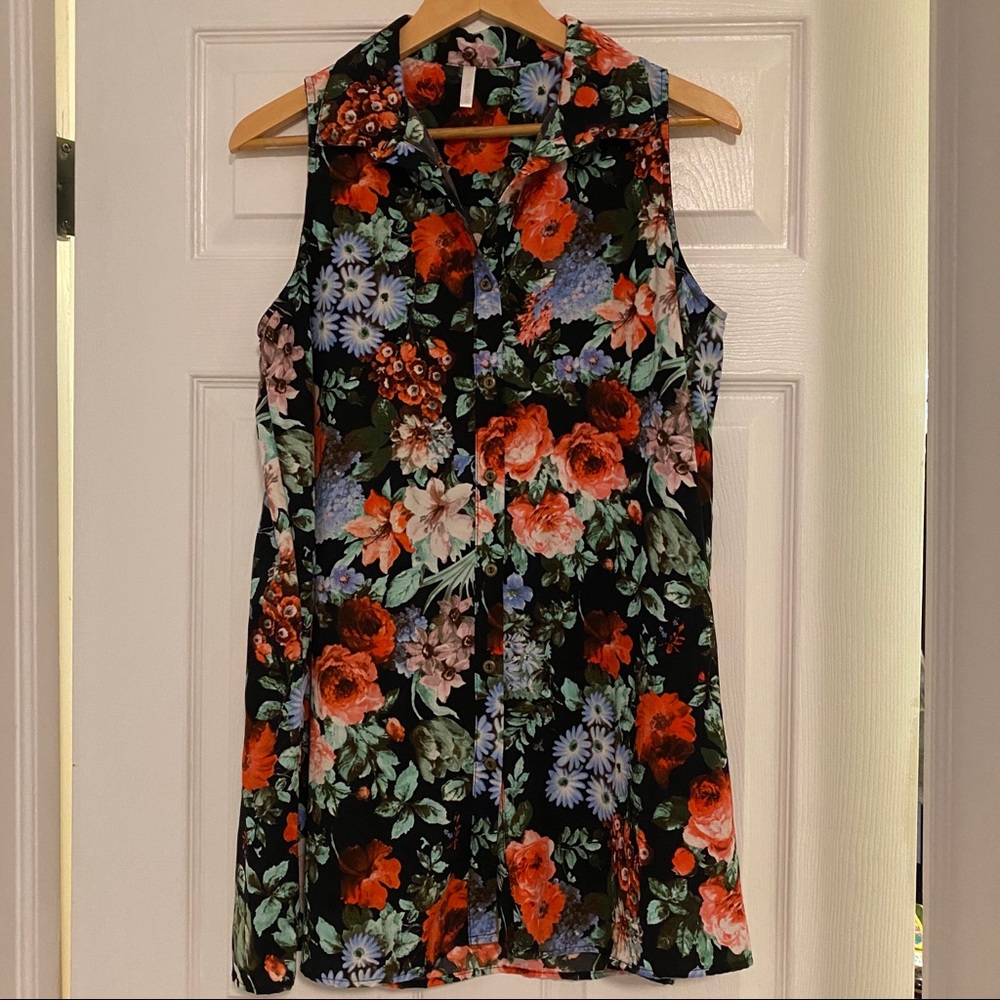 ⭐️Host Pick⭐️ Pinkblush Maternity Black floral tank top - Picture 5 of 7